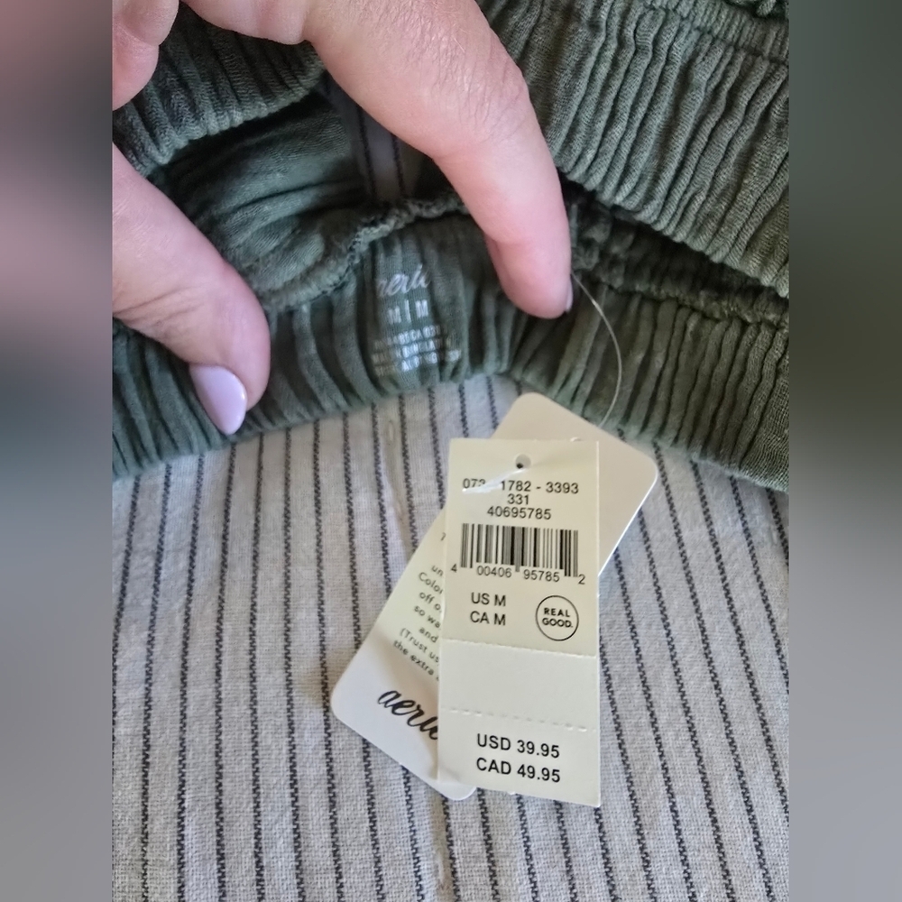 Aerie New Sage Green Deep V Neck Gauze Crop Top Size M Boho - Picture 3 of 5